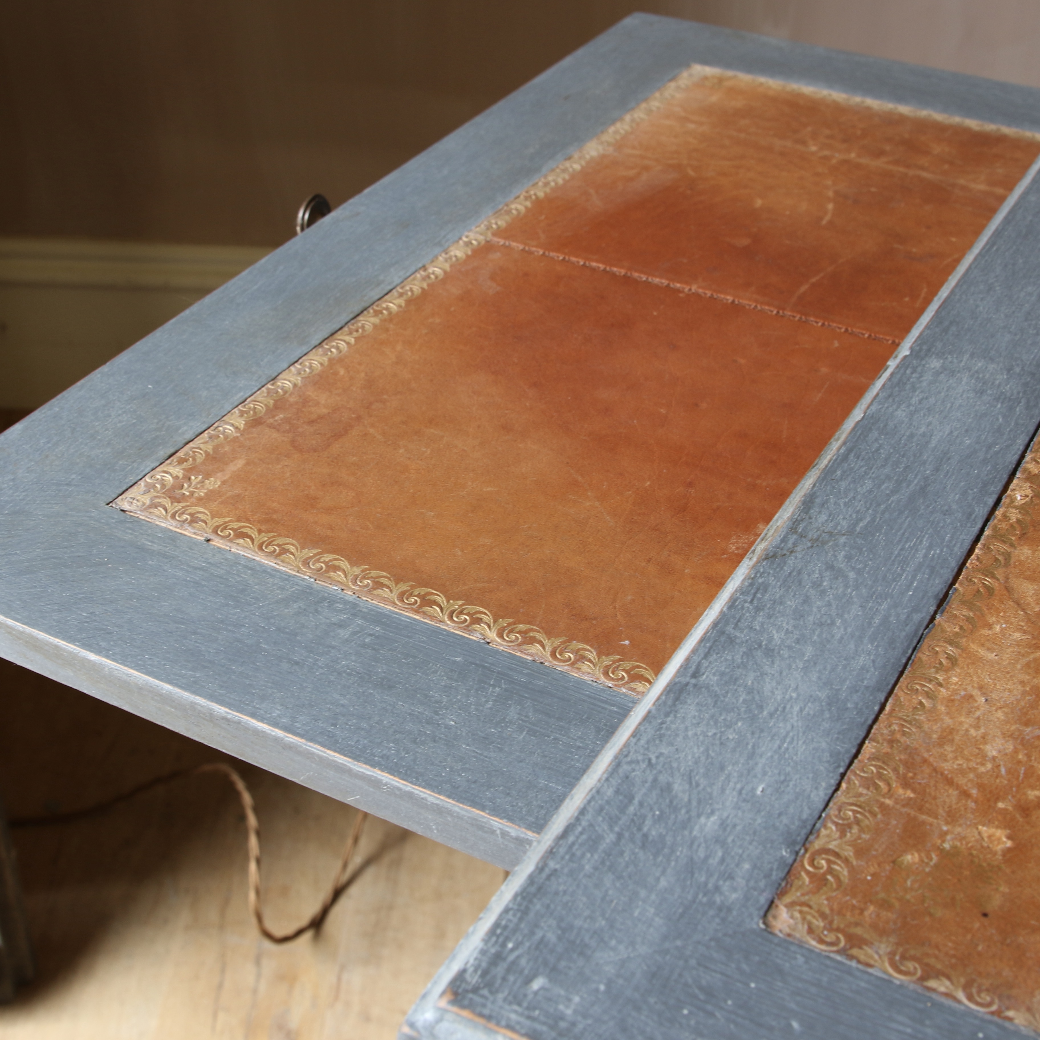 Louis XVI Bureau Plat